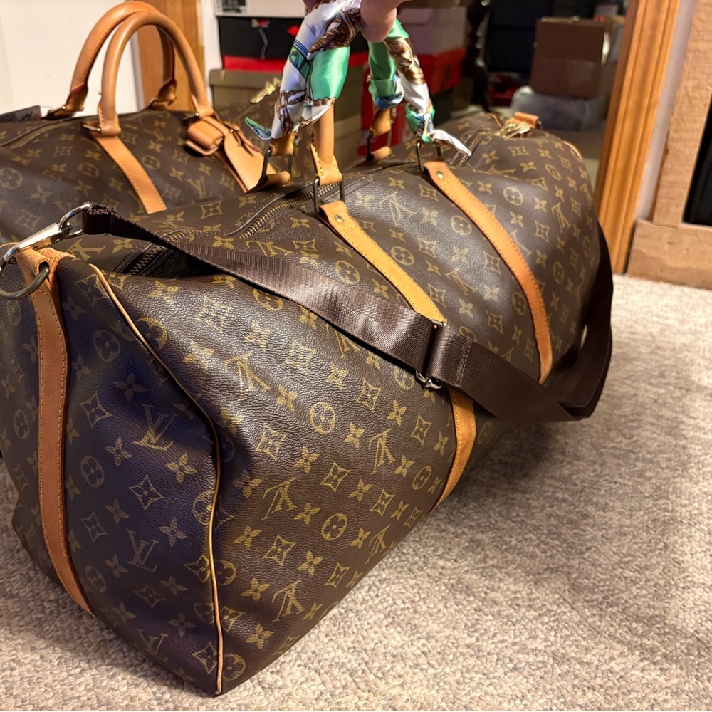 Louis Vuitton Brown Monogram Canvas Keepall 55 Duffel Bag with unbranded strap - Picture 10 of 15